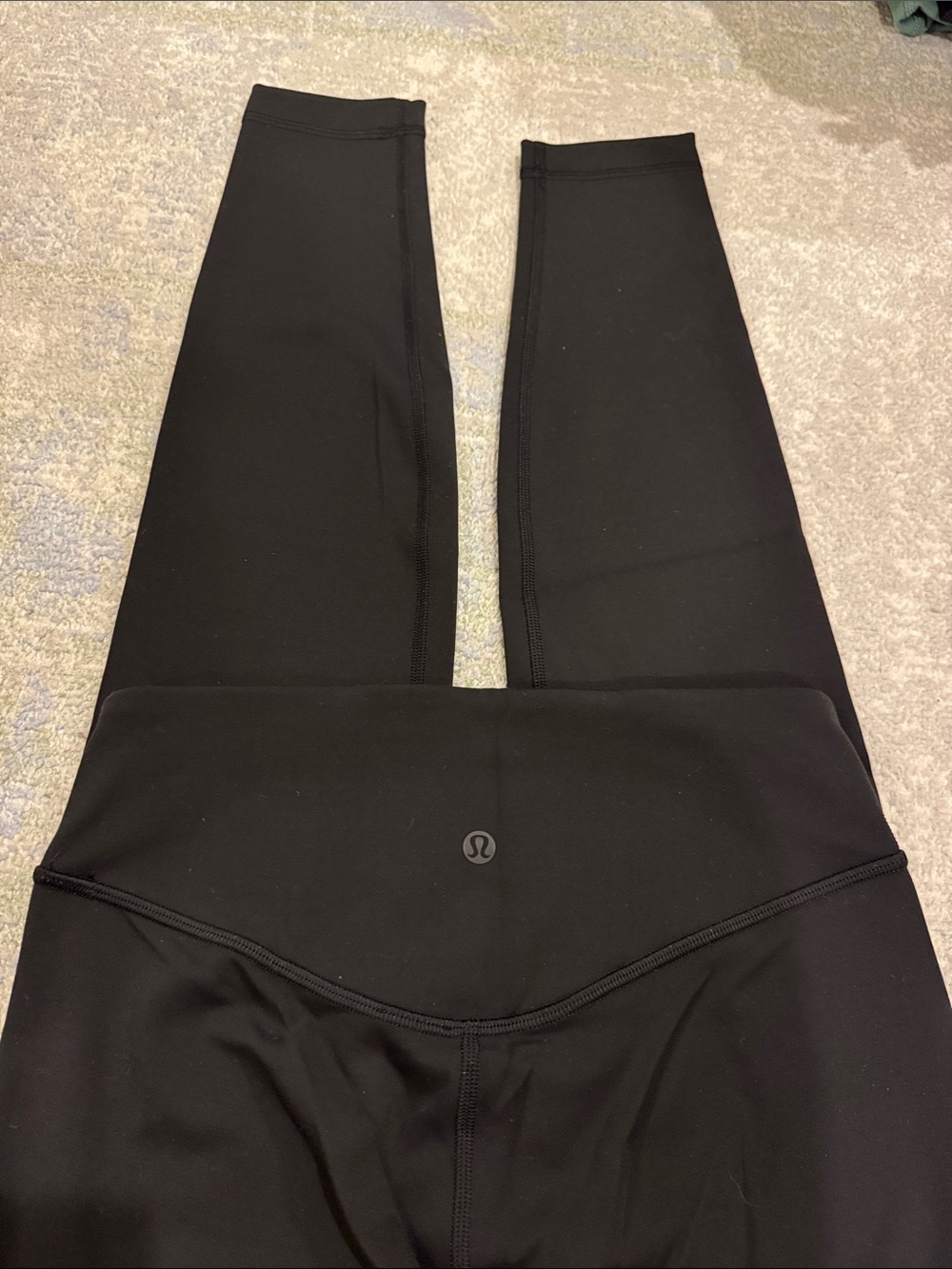 Women’s Lululemon Black High Waist Leggings - Picture 2 of 4